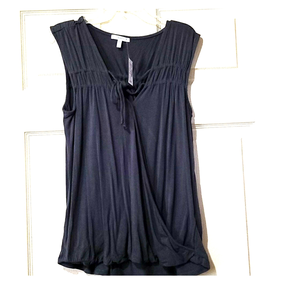 Maurices top